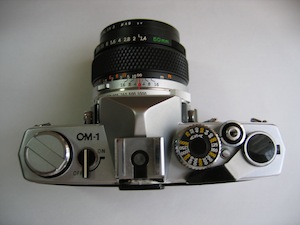 カメラ修理・オリンパスOM-1